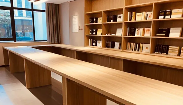 辅导式学习在商务服务中的适用场景与限制